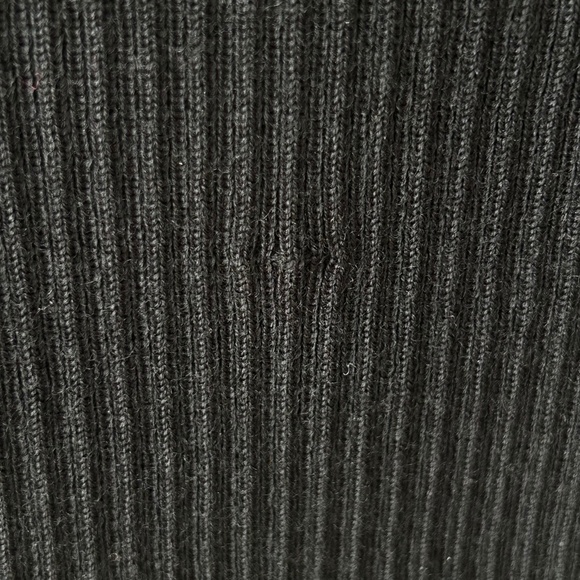 3/$20🌻Charter Club Black Wool Ribbed Henley V-Neck Sweater - Picture 15 of 16
